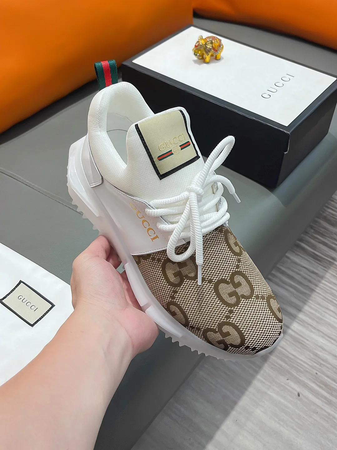 Men's shoes GUCCI "Gucci" P440 Regular size: 38-44 (casual shoes) Product materials: Selected cowhide upper, soft sheepskin feet; original factory special outsole.